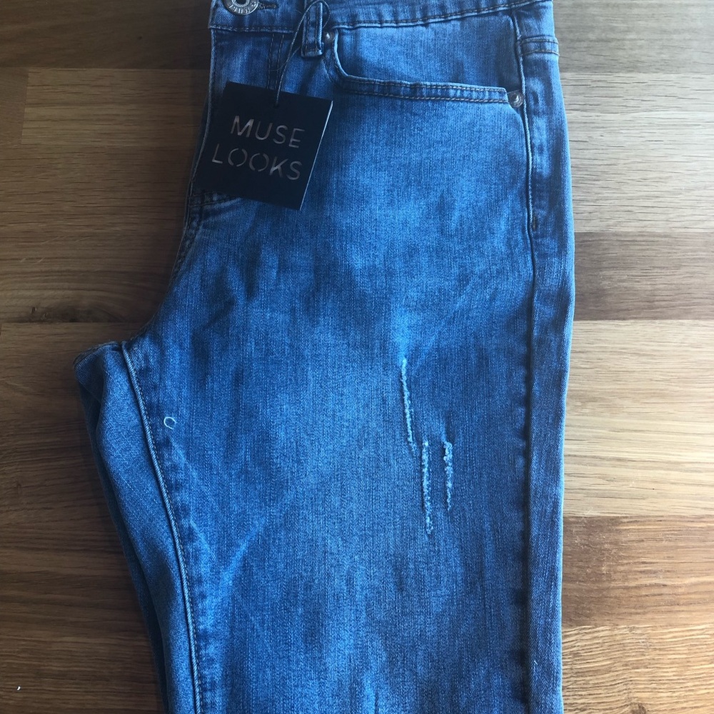 Jeans - Picture 3 of 4